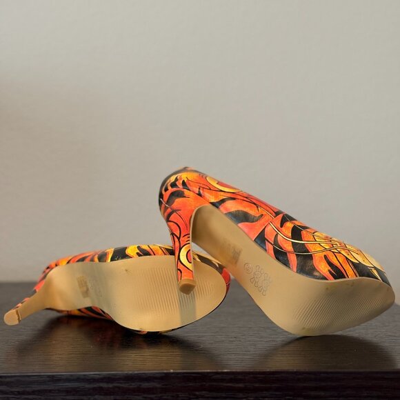 ! NWT - In Box - Iron Fist Tiger's Eye Closed Toed Platform Heels ! - Picture 6 of 6